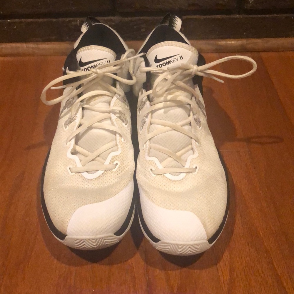 Nike ZoomRev II TB